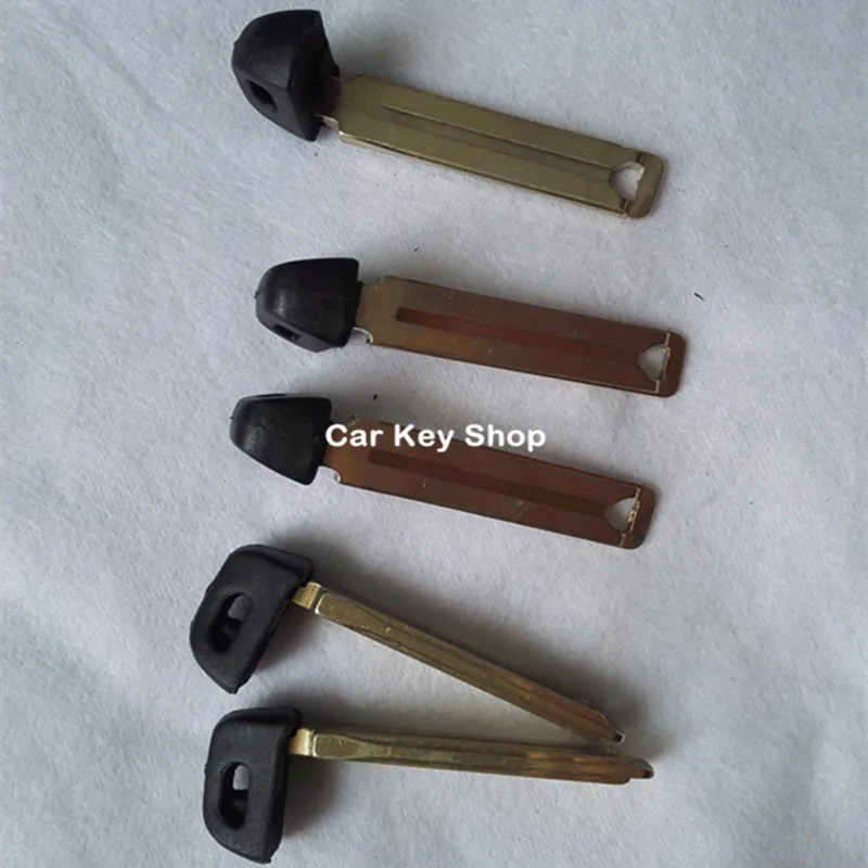 Запасной Аварийный ключ для Toyota Corolla Camry Prius Smart Key Blade