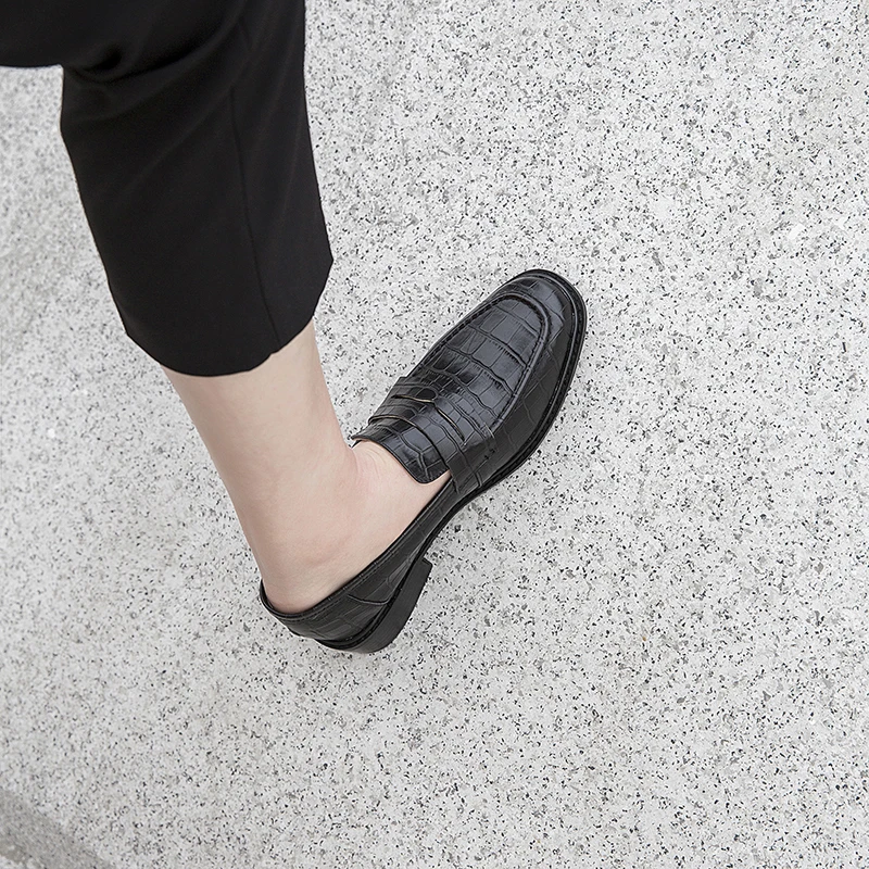 Женские туфли-лодочки кожаные туфли Lok Fu из натуральной кожи длиной 22-26 см обувь в британском стиле тонкие кожаные туфли с тиснением - Цвет: black