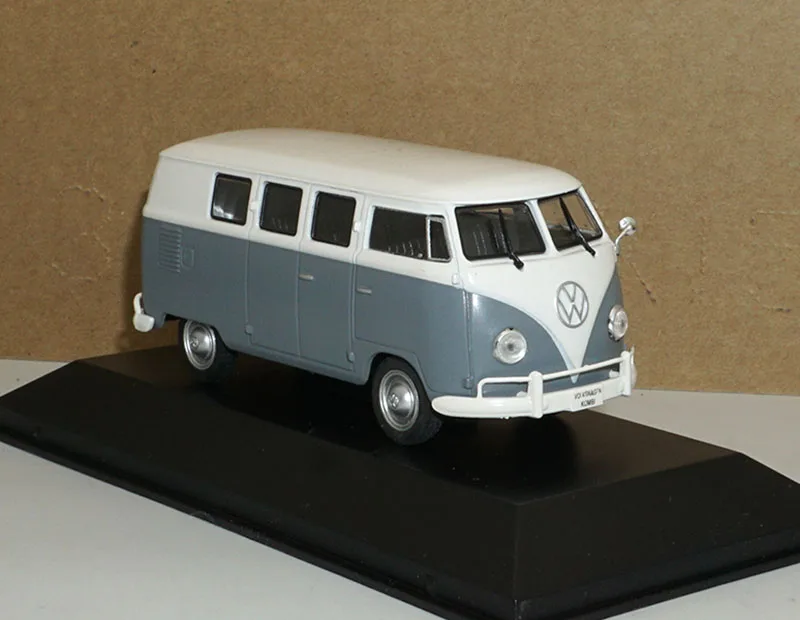 1/43 Сплав Классический бразильский KOMBI модель автобуса скорой помощи игрушечные машинки Литье металла коллекция бразильский фургон игрушки автомобиль