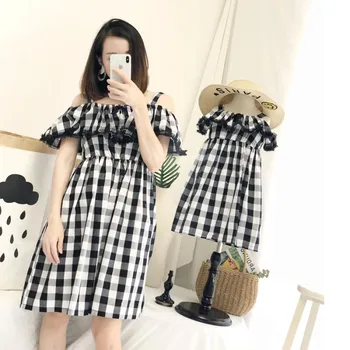 

Summer Mother Daughter Dresses Plaid Korean Style Mommy and Me Clothes Off Shoulder Bare Cotton Plaid Family Dress for Mom Girls