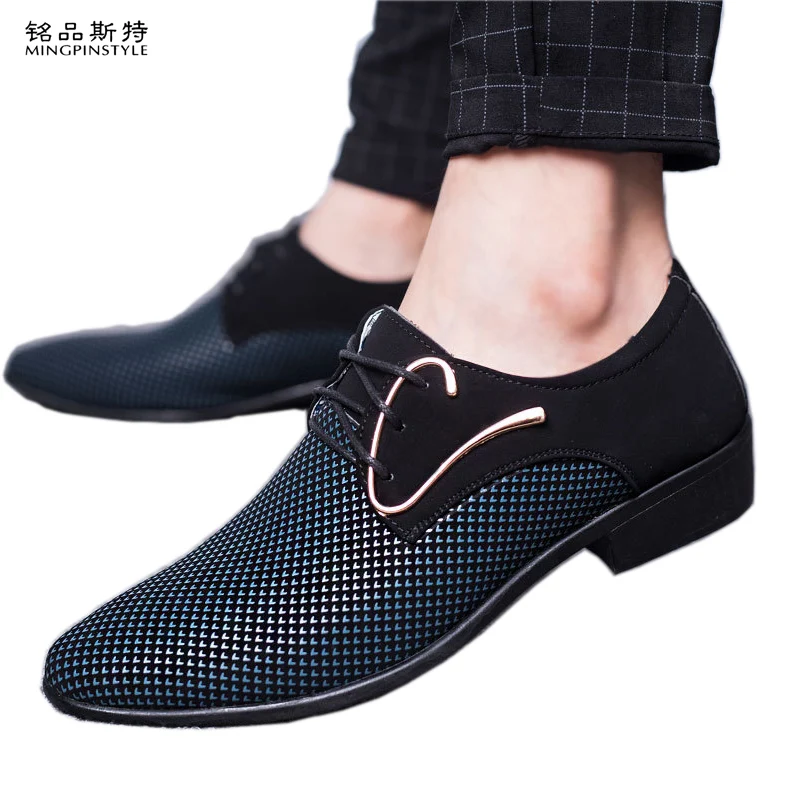

2018 New men's Pattern leather shoes large size Korean version pointy men's shoes business dress casual