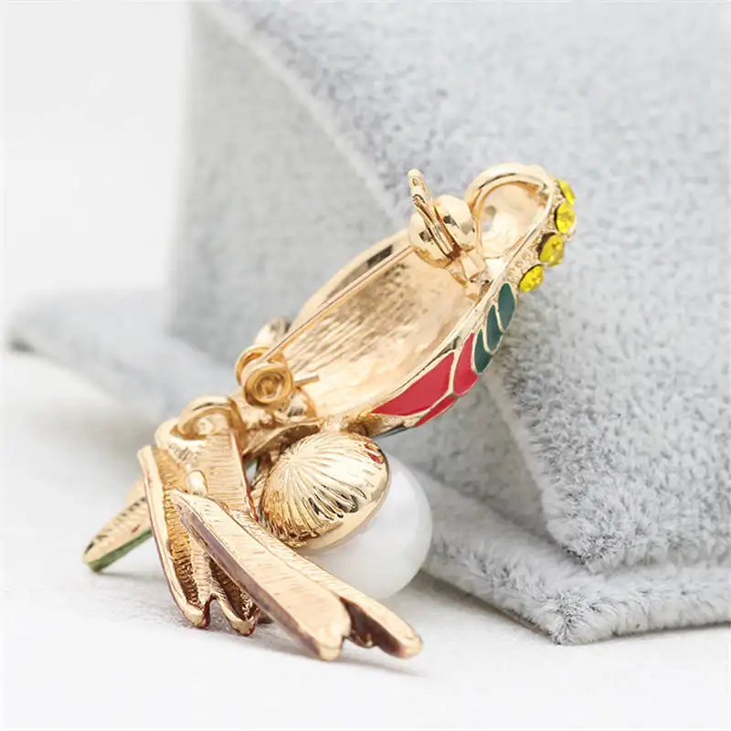 DoreenBeads стильный значок попугая птица с имитацией жемчуга Эмаль Булавка