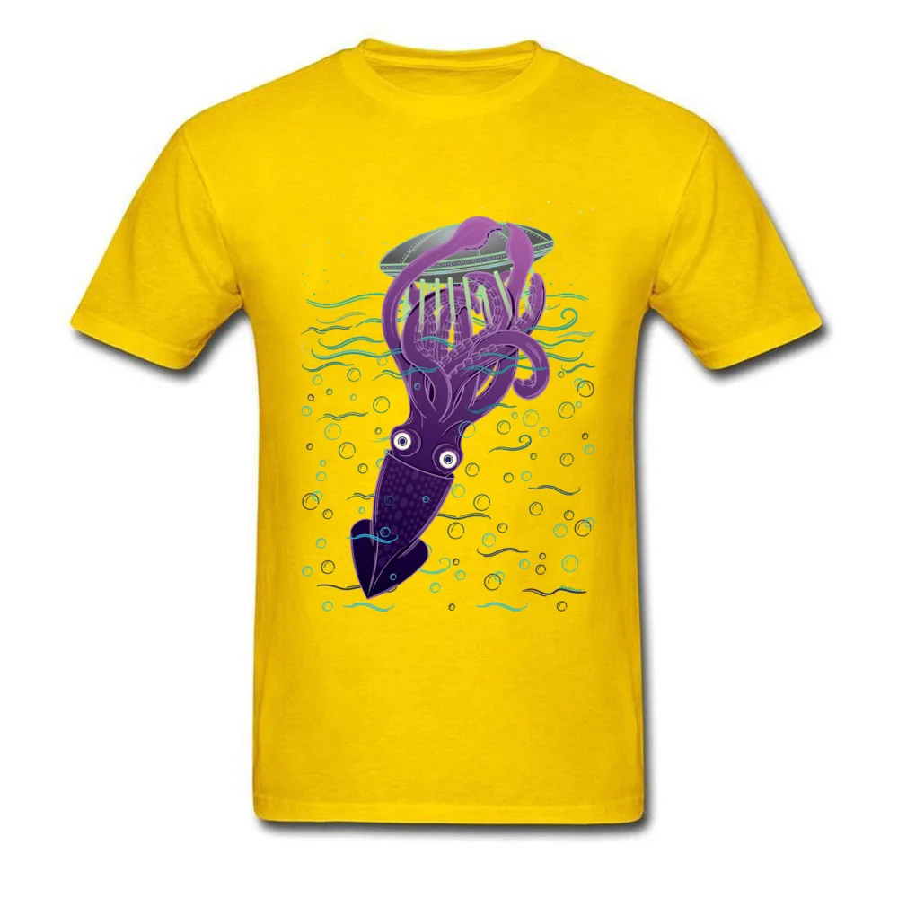2018 Discount Men's T Shirt Giant Squid Vs. UFO Summer Tops Shirt 100% Cotton Fabric Short Sleeve Print T Shirt O Neck Giant Squid Vs. UFO yellow