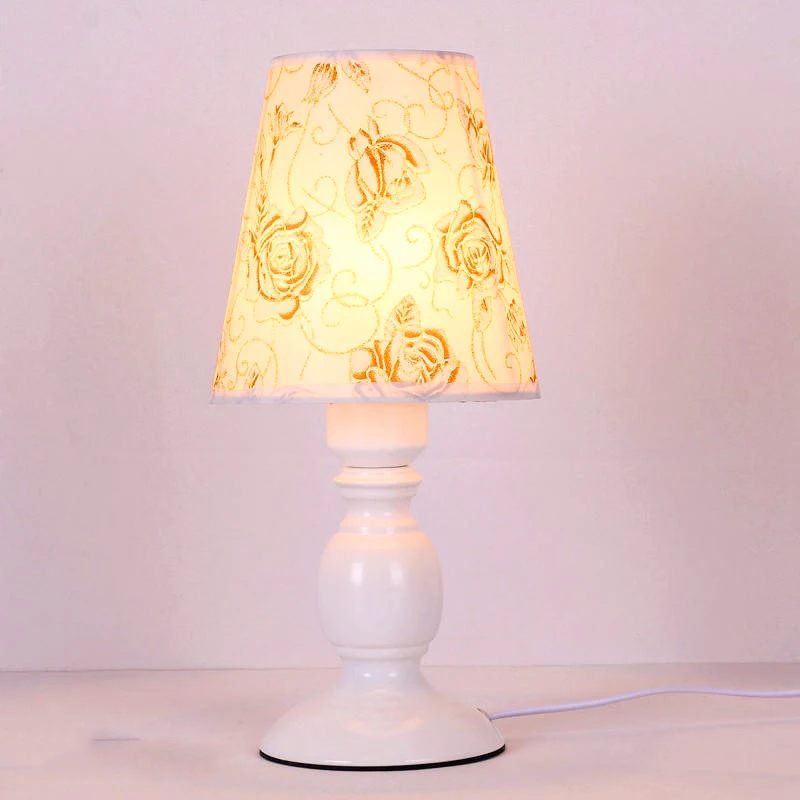 

Simple Modern Cloth Table Lamps Europe Print Decoration Table lights for Bedroom Living Room Bedside Desk lighting Hotel Light