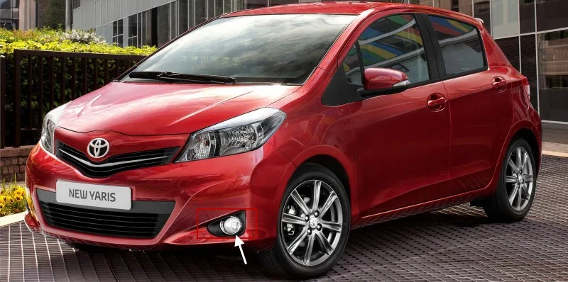 Toyota-Yaris-2012-1600-02
