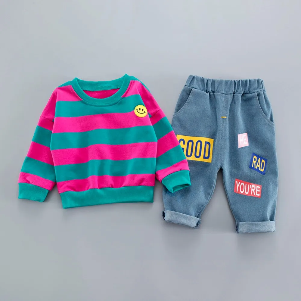Одежда для маленьких мальчиков; пуловер в полоску со смайликом; комплект из топа и штанов с буквенным принтом; повседневная одежда для девочек; одежда для детей