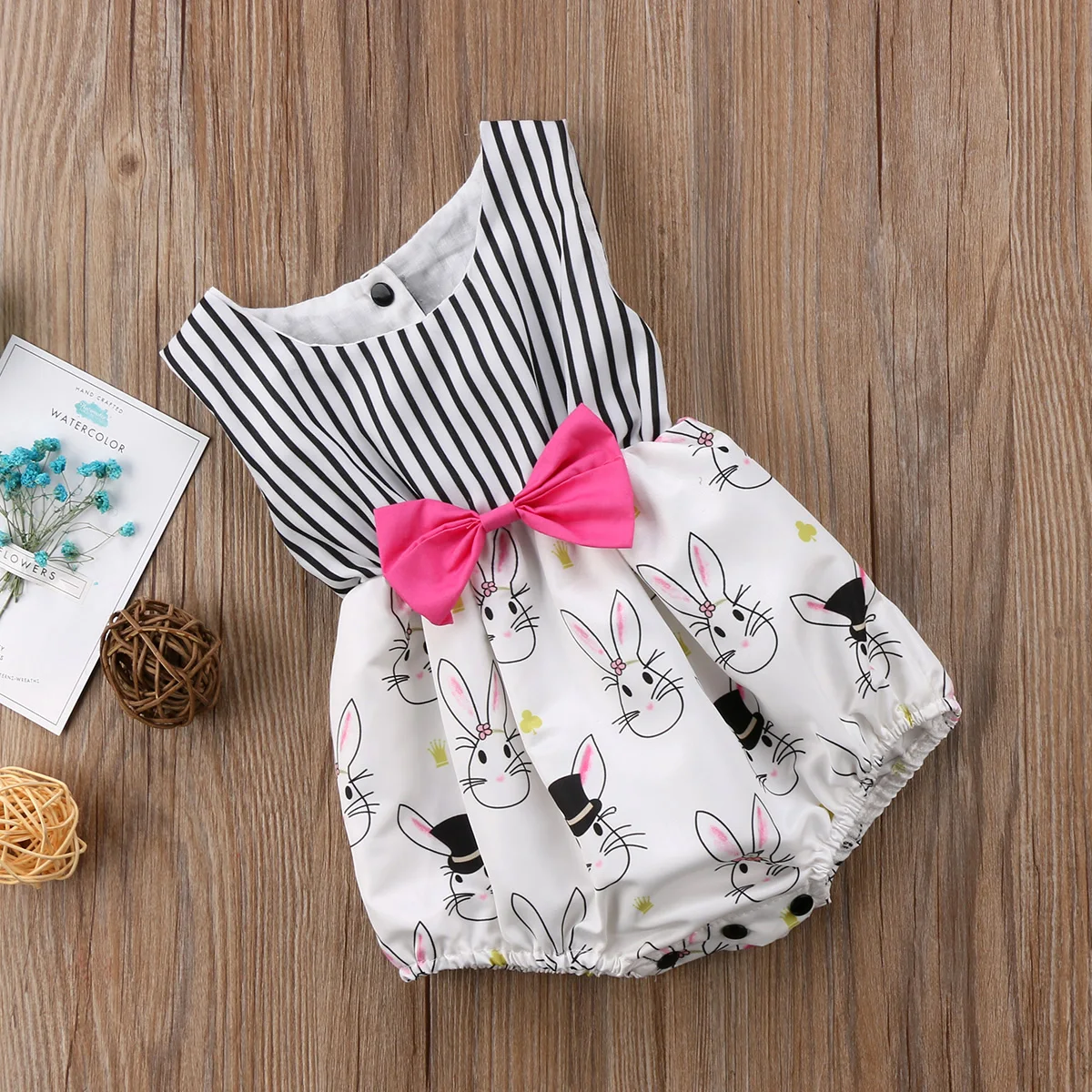 Летний Боди-костюм с бантиком и кроликом для новорожденных девочек, комбинезон в Вертикальную Полоску без рукавов с фонариком, Пасхальная одежда