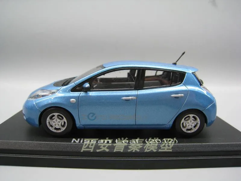 NOR EV 1:43 nissan LEAF 2012 сплав модель автомобиля литья под давлением металлические игрушки подарок на день рождения для детей мальчик