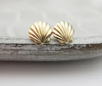 

10Pair Sea Clam Shell Earring Beach Ocean Nautical Ariel Mermaid Conch Seashell Earrings Geometric Sector Studs Earrings Jewelry