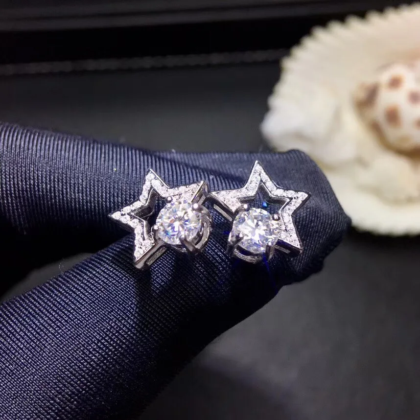 Moissanite Популярные Стиль рекомендация, леди серьги-гвоздики, 925 пробы серебро, высокая твердость, алмазные заменители