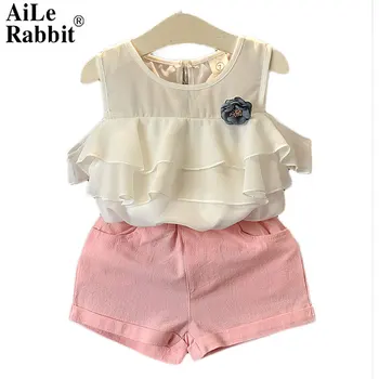 

AiLe Rabbit The new summer 2018 han edition of girls chiffon shoulder shirt + shorts two leakage suit children suit U2205 B