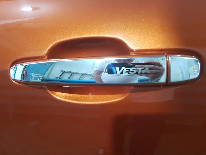 Хромированные накладки на внешние ручки открывания дверей из нержавеющей стали для Лада Веста седан универсал кросс Lada Vesta sedan SW Cross sport