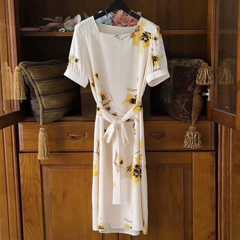 

2019 new ladies fashion short-sleeved square collar tie printed silk dress 0618