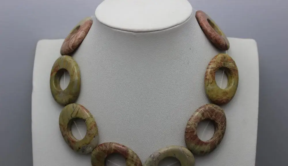 

Multi-color Oval circle stone necklace DIY material 30x39mm 14-15INCH 5.24