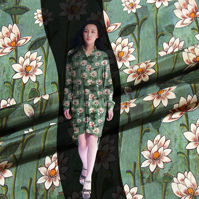 

New wide-format printing crepe de chine silk fabric 12mm shirt dress printed silk fabric wholesale silk cloth 140cm