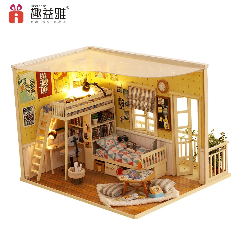 iiE CREATE 2018 Newest DIY Doll House Wooden  Miniature with LED+Furniture+Cover Doll house room Toys for children Lover Gift  (1)