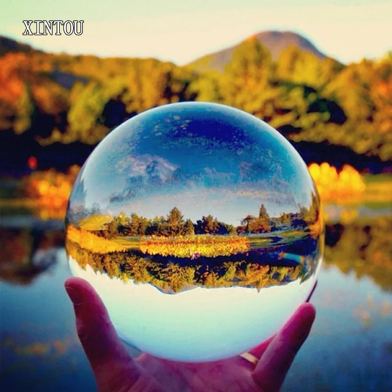 

XINTOU Large Crystal Lens Ball 100 mm Feng Shui Home Art Decor Sphere Grazing Ball Photography Props for amateur photographer
