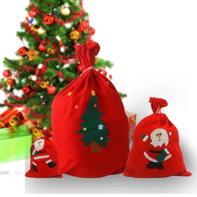 Weihnachtsbaum mit tasche und geschenk