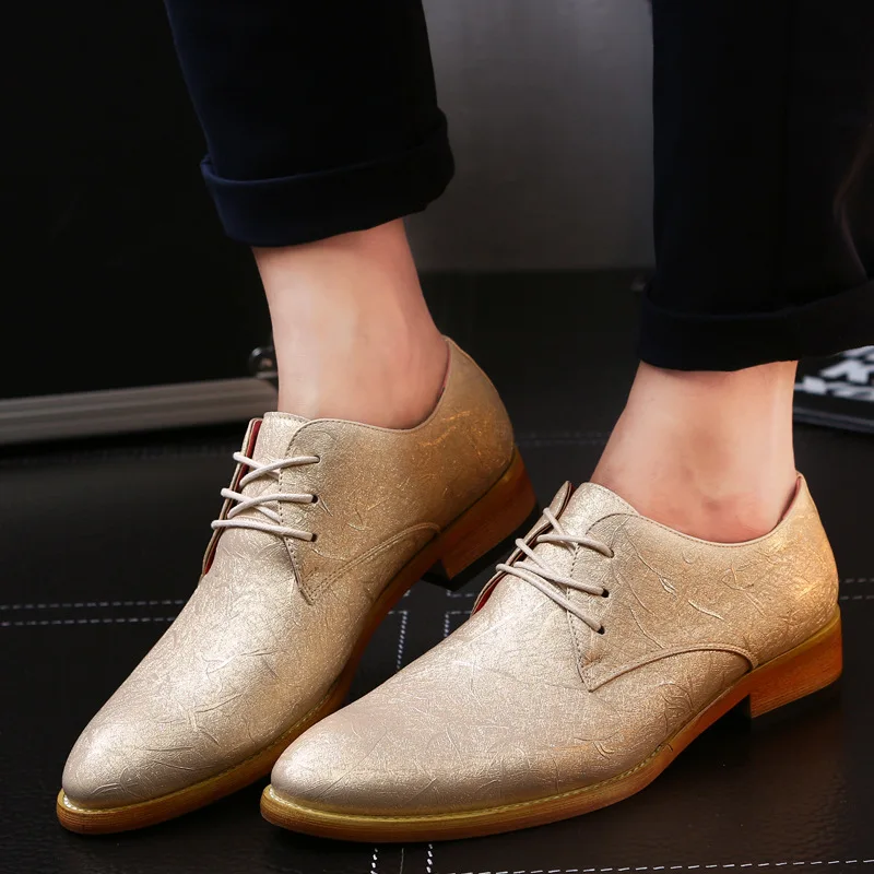 

Men casual shoes new fashion PU leather Shoes high quality Bullock's pointed men shoes lace up flat heel men business shoes