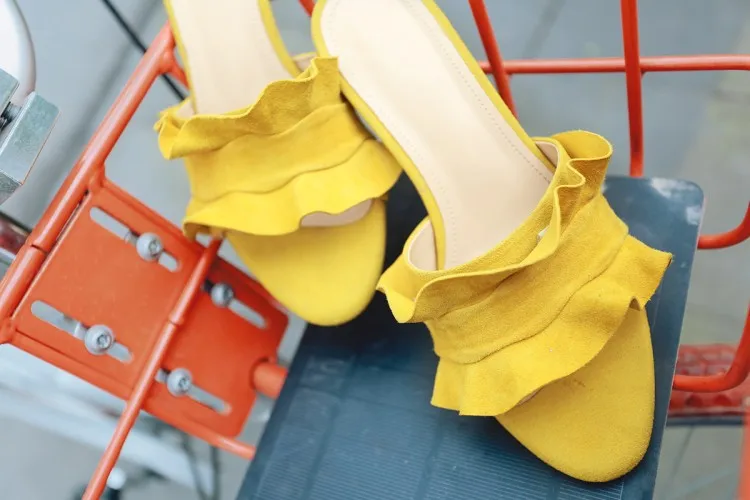 WOMEN SLIPPER 19