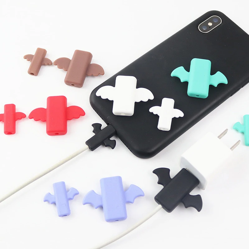 

Batman Cable Protector for iphone5 6 7/6s 78plus/x Cartoon Data line protector for Charger USB Cable Lovely Cable Winder