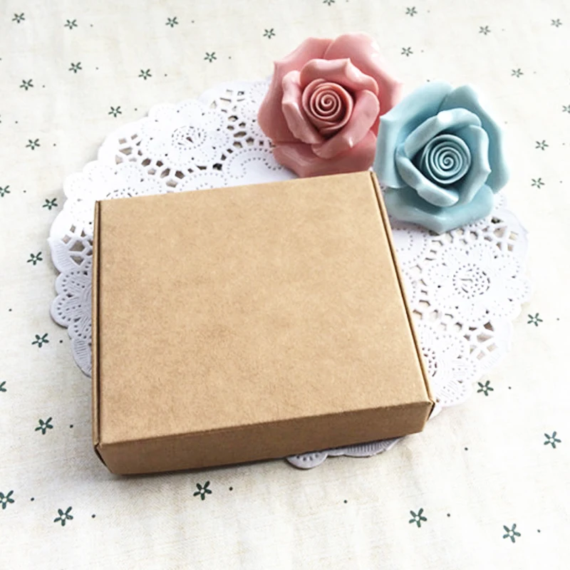 New 9x8.6x1.6cm Kraft Gift Boxes Blank Paper Box Jewelry Case 20Pcs