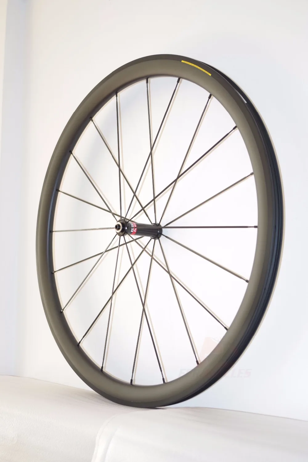 Top 1291g 700C 24mm 30mm 35mm 38mm 40mm 45mm 50mm 55 60mm 75 88mm Tubeless Clincher Road Bike Carbon Wheels Novatec AS511SB/FS522SB 3 Top 1291g 700C 24mm 30mm 35mm 38mm 40mm 45mm 50mm 55 60mm 75 88mm Tubeless Clincher Road Bike Carbon Wheels Novatec AS511SB/FS522SB 3