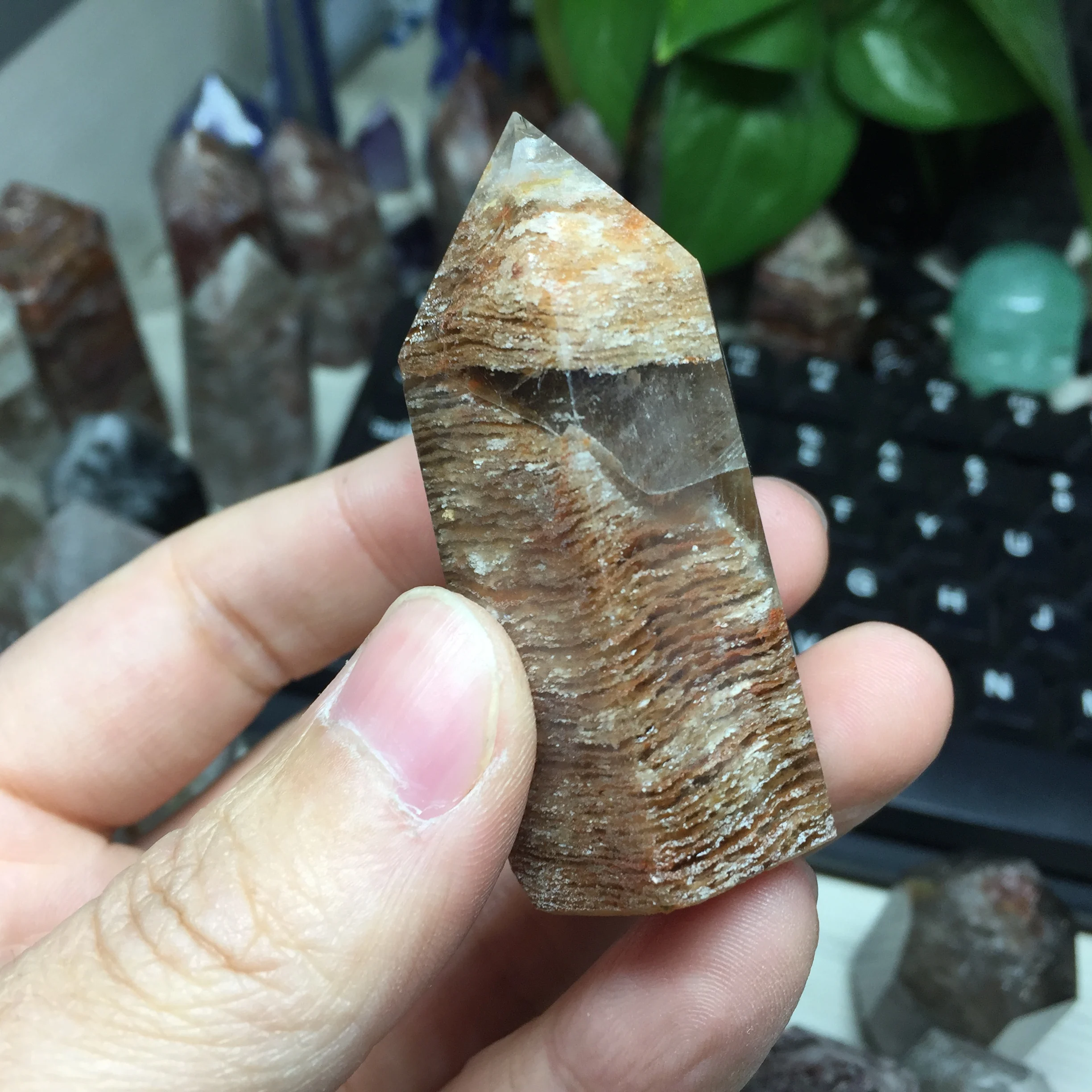 

83g Natural Healing Crystal Hierarchical Green Phantom Quartz Wand Decoration Stone #BH1166