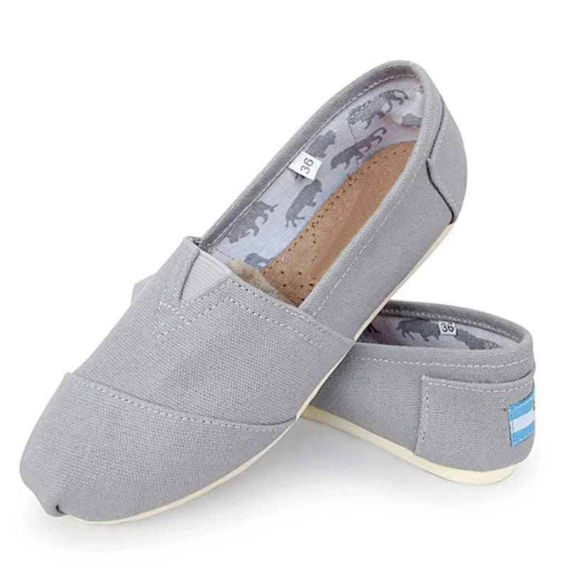

Spring Women Flat Shallow Loafers Canvas Shoes Fabric Female Casual Shoes Comfortable Breathable Ladies Mother Sewing Plus Size
