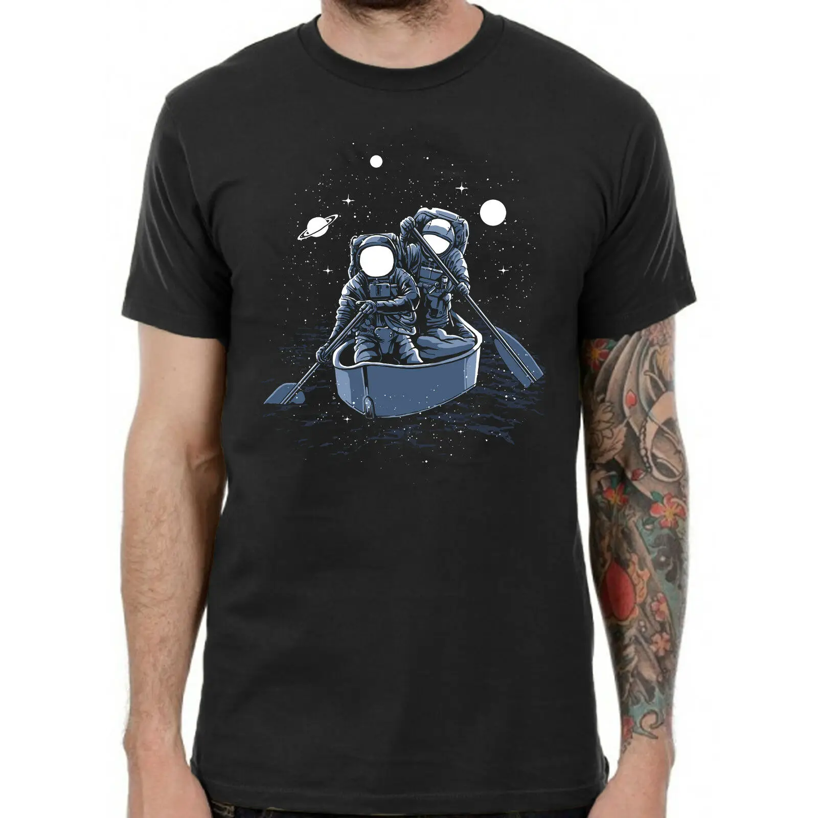 Rowing Astronaut tshirt illustration mens black top spaceman retro space badass | Мужская одежда