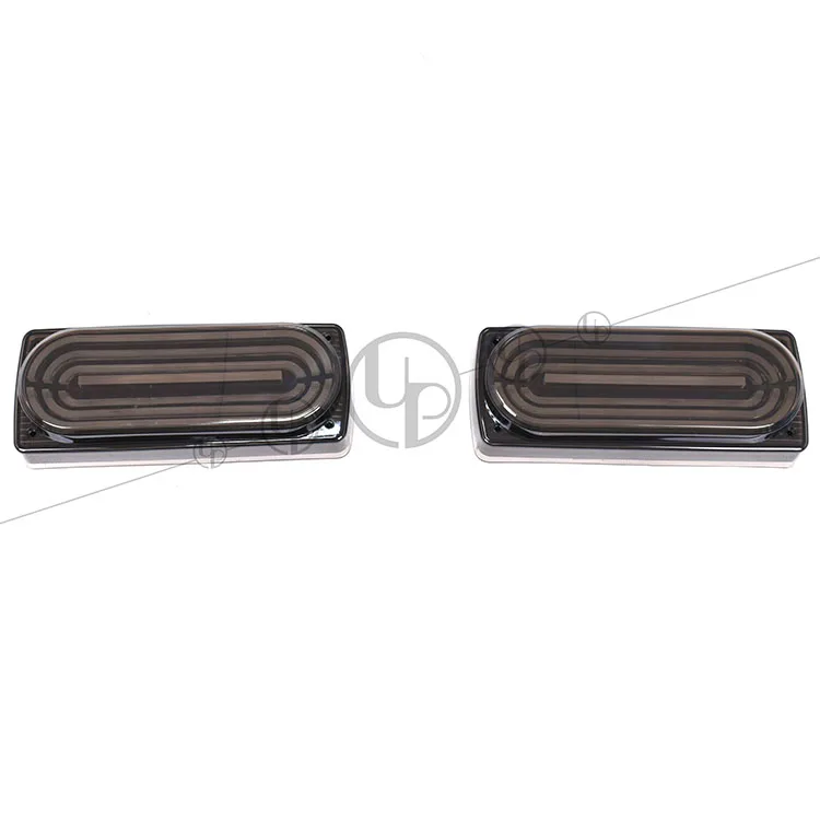 2 W463 taillights