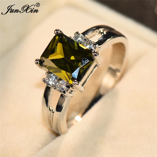 Peridot crystal ring online