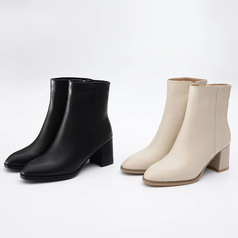 ISNOM/женские ботинки из натуральной кожи; сезон осень; Модные ботильоны с круглым носком; обувь с коротким плюшем; коллекция года; зимняя обувь на толстом высоком каблуке