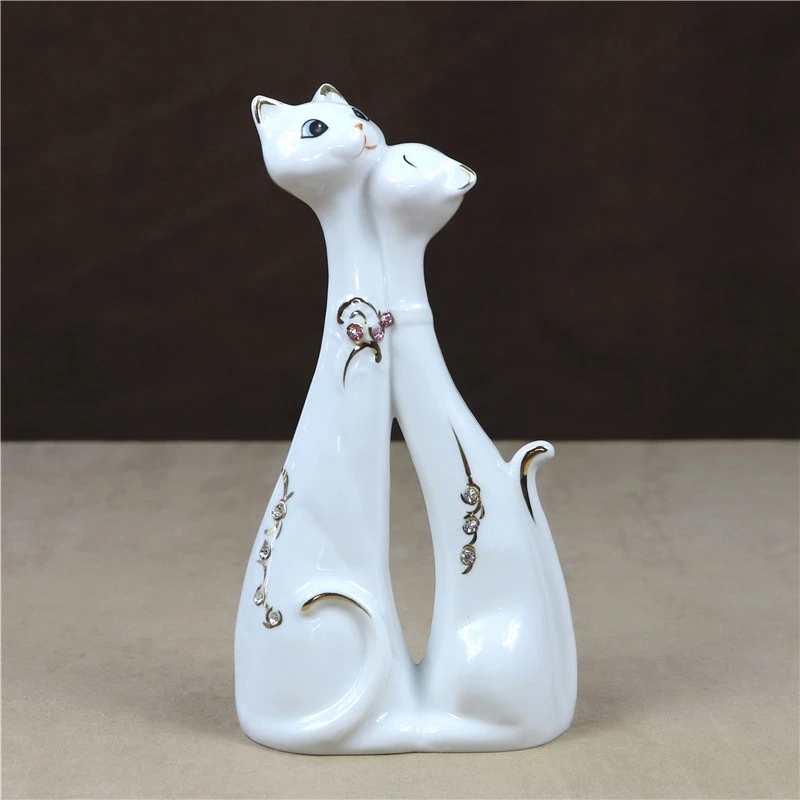 

Gilt Porcelain Kitty Couple Sculpture Ceramic Kiss Lovers Cat Statue Girlfriend Ornament Room Decor Craft Gift for Boyfriend