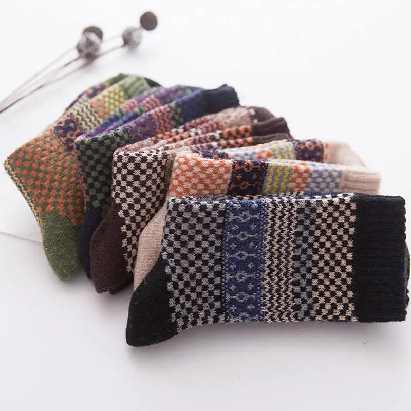 Vintage Men Wool Socks Ethnic Style Geometric Plaid Socks Fashion Male Striped Middle Tube Sock Winter Warm Man Cotton Clothing (22)