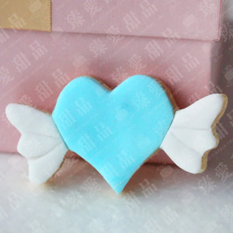 Heart Metal Cookie Cutter Angel Wing Valentine Cake Decorating Tool Party Patisserie Gateau Biscuit Mold Pastry Bakeware 2pcs