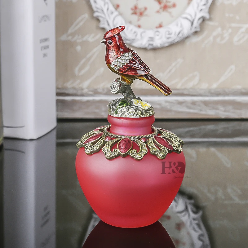 

H&D 40ml Vintage Glass Perfume Bottle Empty Refillable Essential Oil Container Retro Home Wedding Decor Collectible Ladies Gift