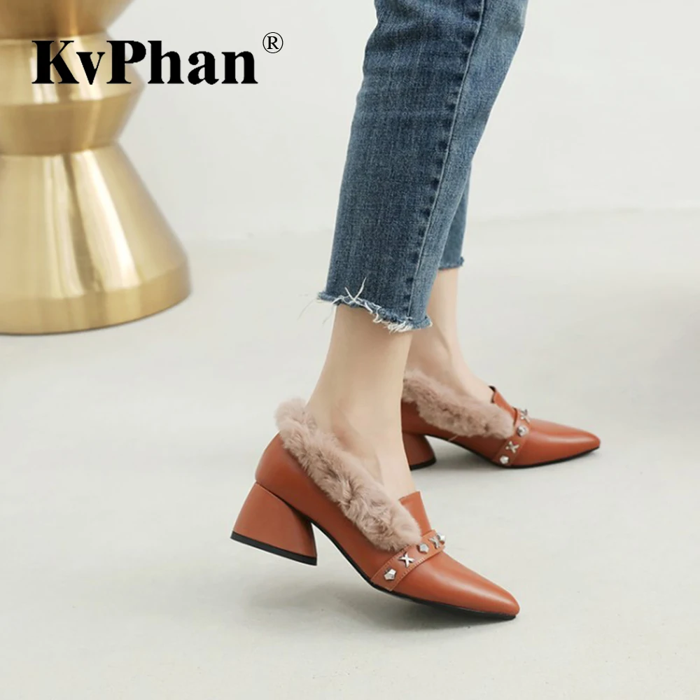 

2018 High Heels Women Boots KvPhan Shoes Woman Med Heels 5 cm Real Fur Warm Winter Women's Shoes Italian Shoes And Bags Set