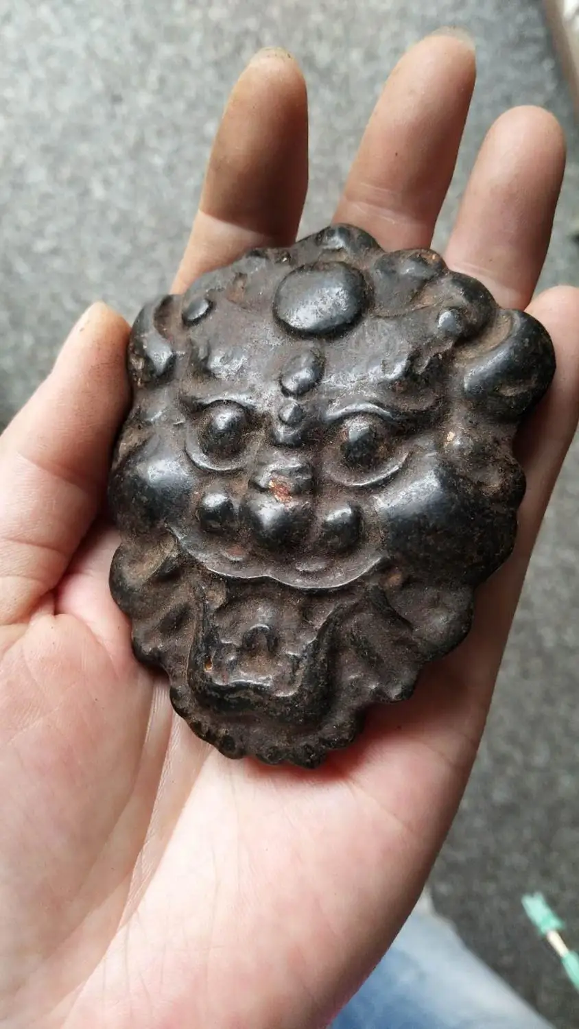 Koop Iron Gezicht Meteoriet Hangers in Hongshan Cultuur Collectie van China