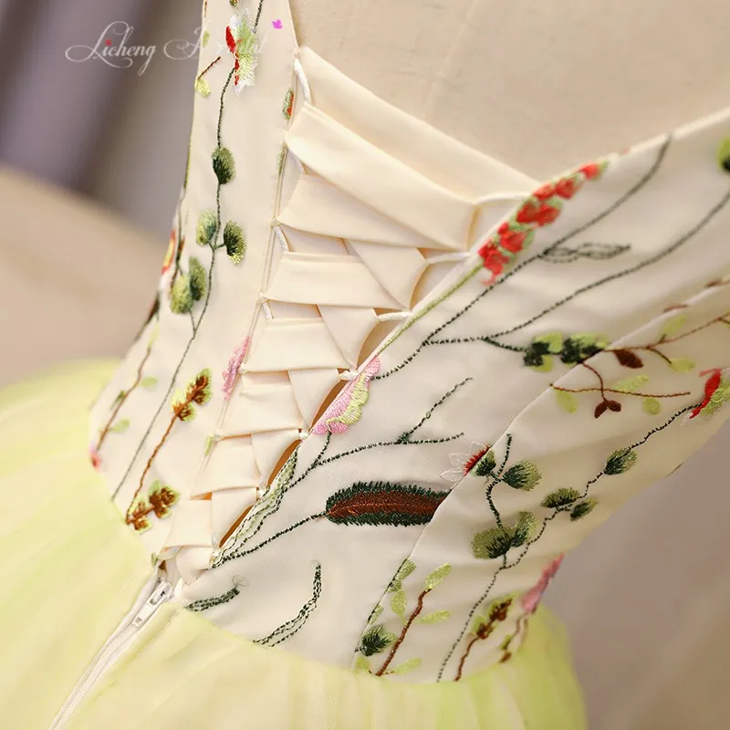 conew_342a2608