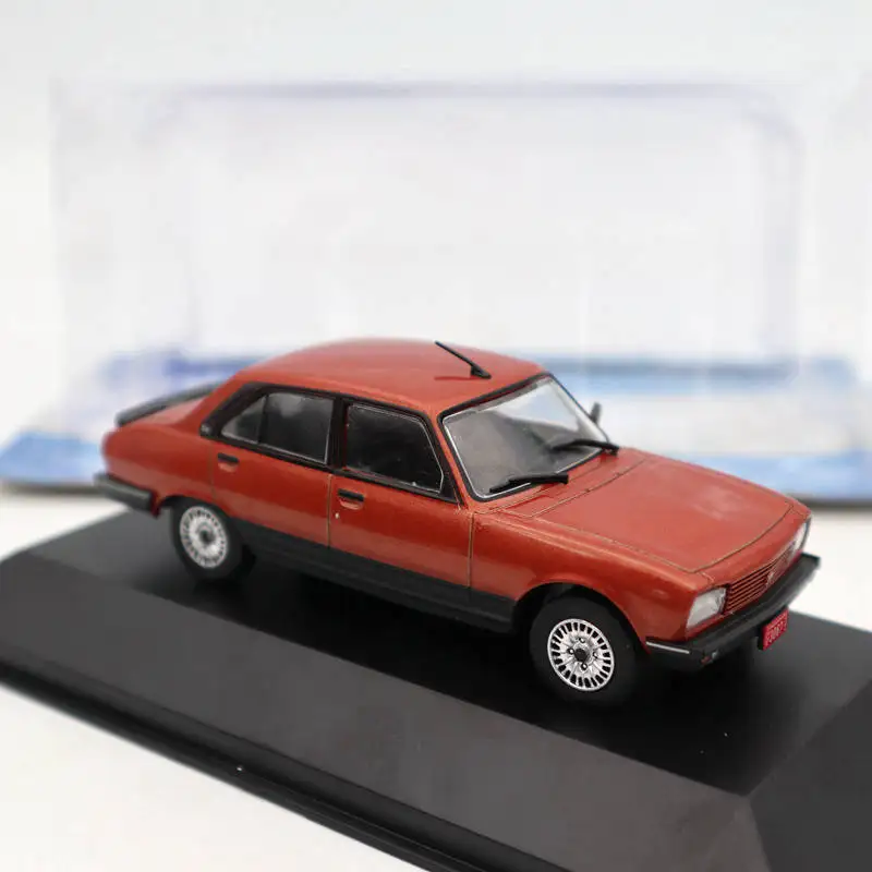 Altaya IXO Agrale Marrua 2006 Pickup Trucks Collection Car Diecast Models 1:43 Altaya IXO Agrale Marrua 2006 Pickup Trucks Collection Car Diecast Models 1:43