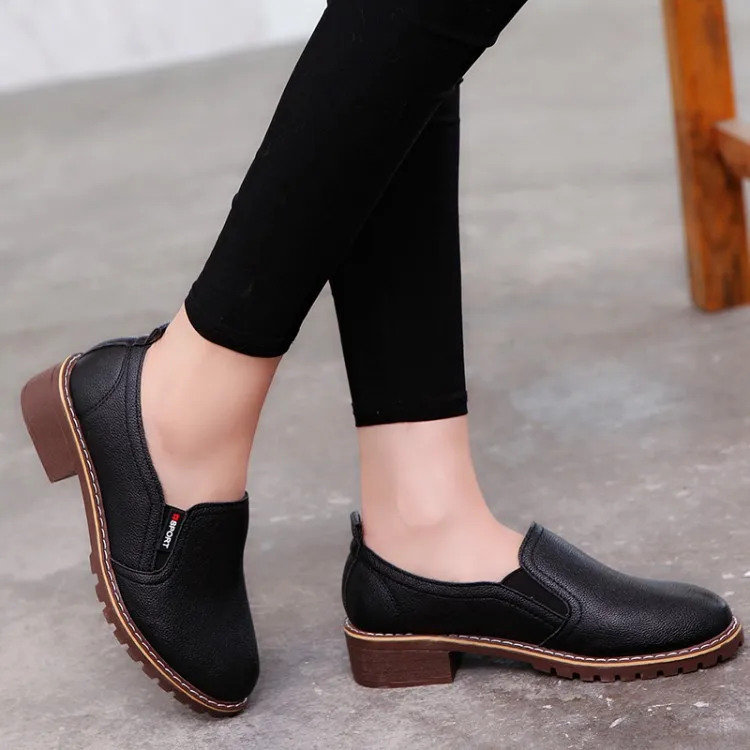 

UNIGUE GIRL 2019 New Fashion Women Flat Shoes Round Toe Lace-Up Oxford Shoes Woman Brogue Casual Shoes Free Shipping