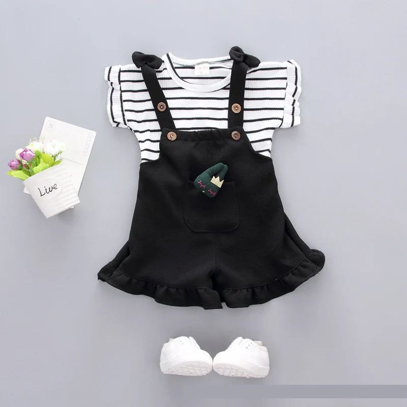 Летняя одежда для маленьких девочек Детская полосатая футболка мультяшное украшение шорты на бретелях спортивный костюм Одежда для новорожденных комплекты одежды для младенцев
