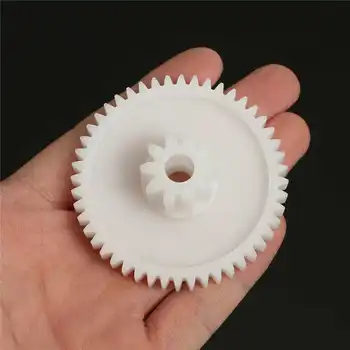 

1x Plastic White Gear Hol e 8mm For 550 Motor Children Car Electric Vehicle Electric long service life Gear Accessorie