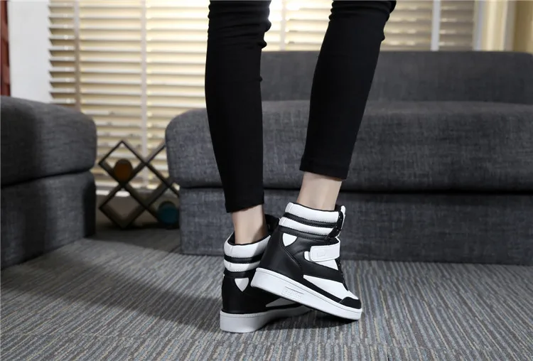 TB2yuY.lHJmpuFjSZFwXXaE4VXa_!!3070579729