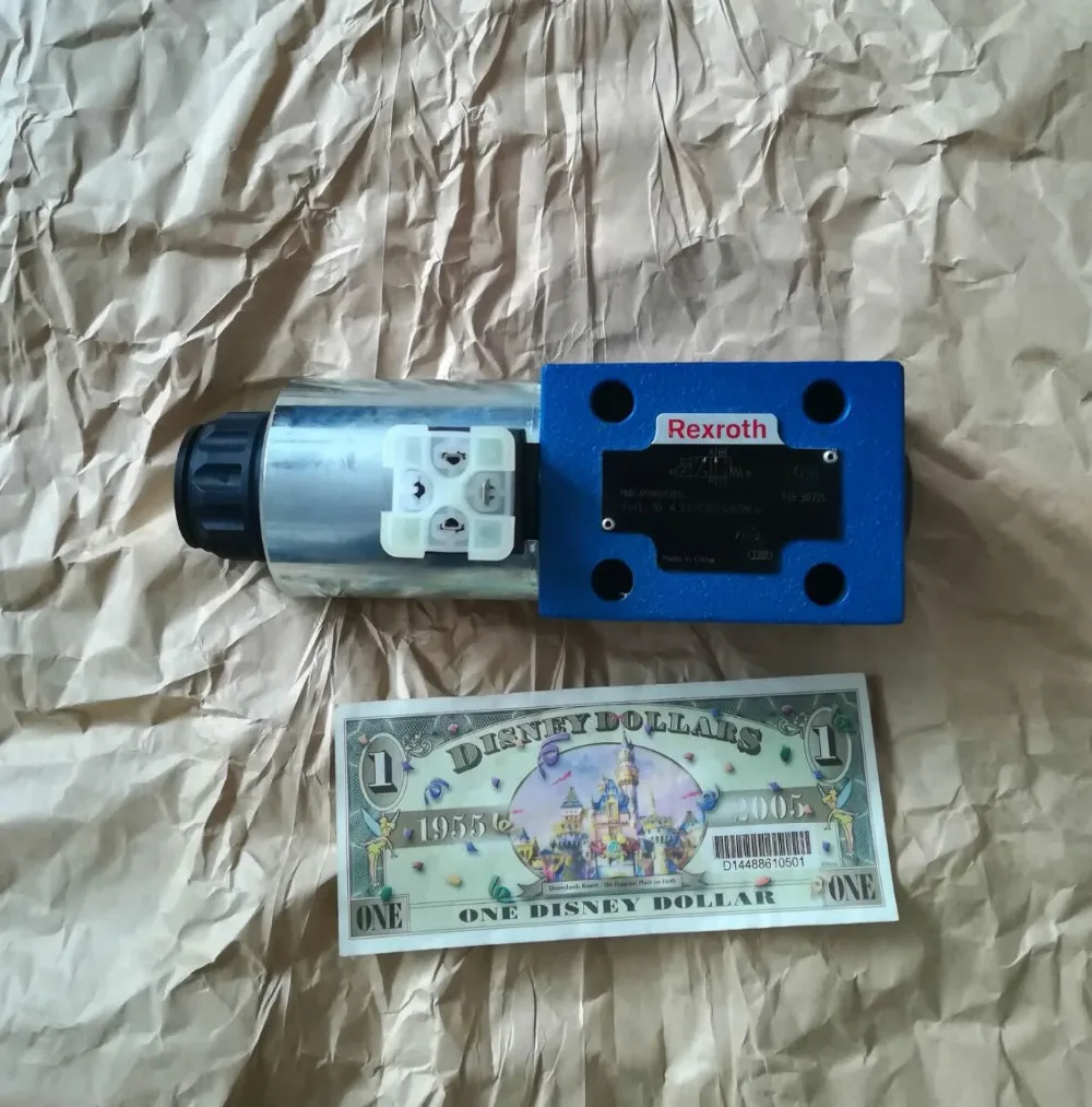

3WE10A33/CG24N9K4 NEW REXROTH VALVE 3WE10A3X/CG24N9K4 R900972095