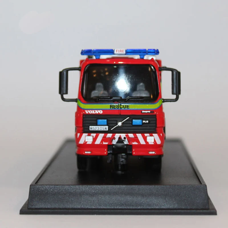 

1:64 Retro Simulation Major Rescue FL 614 UK 2000 Fire Truck Collection Model Classic Alloy Die-cast Toy Car