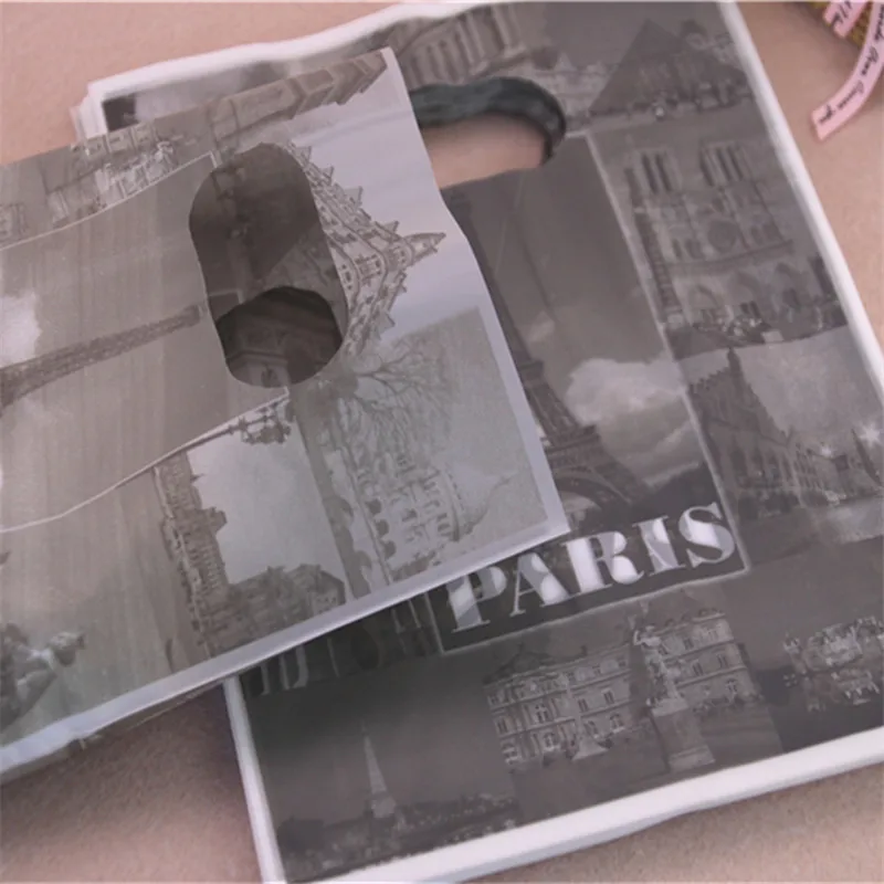 New Style Wholesale 100pcs/lot 15*20cm Luxury Vintage European Style Gift Bags Plastic Pairs Eiffel Tower Bags