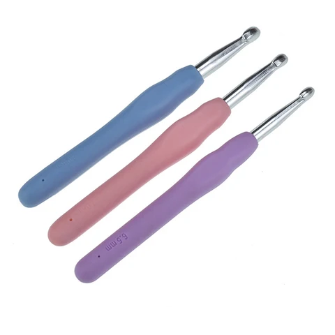 3 Pcs Aluminum Crochet Hooks Thick Head Knitting Needles Candy Color TPR Handle Ergonomic Crochet Set