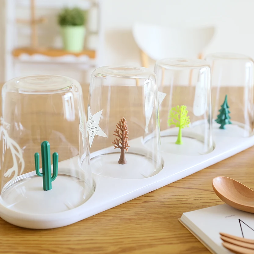 Plastic cup holder disc creative kitchen shelf rack Lishui cup cute